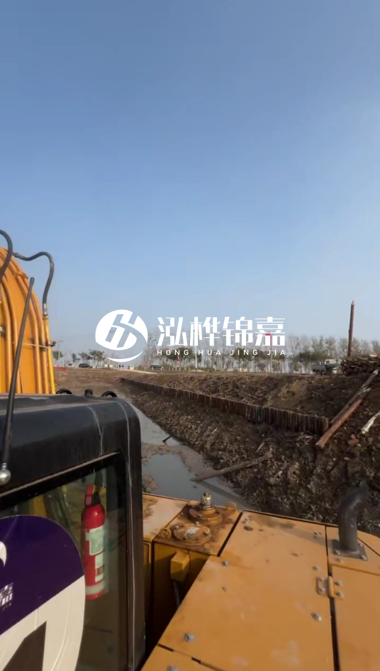 三門峽挖機打木樁專業施工-松木樁打樁木價格含運輸成本嗎？